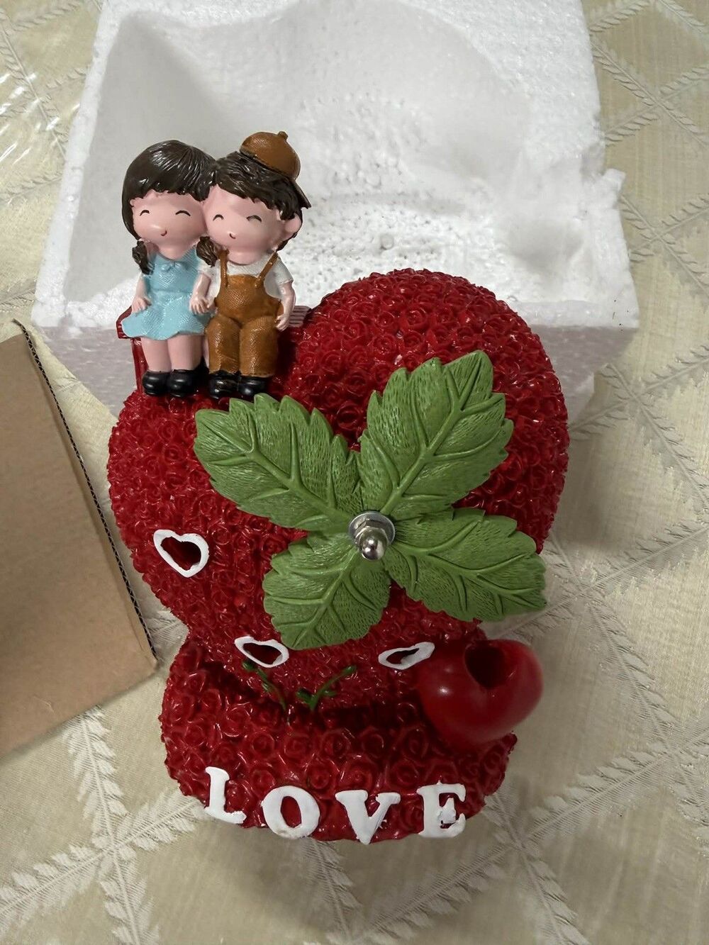 Strawberry Shaped Resin Love  Couple Music Box Showpiece